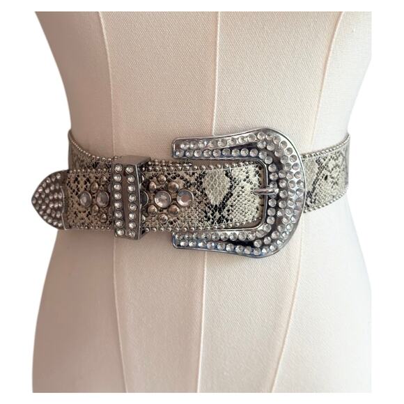 Western Rhinestone Belt Snakeskin Embossed Wide Silver Crystal Cowgirl Rodeo - Picture 1 of 11